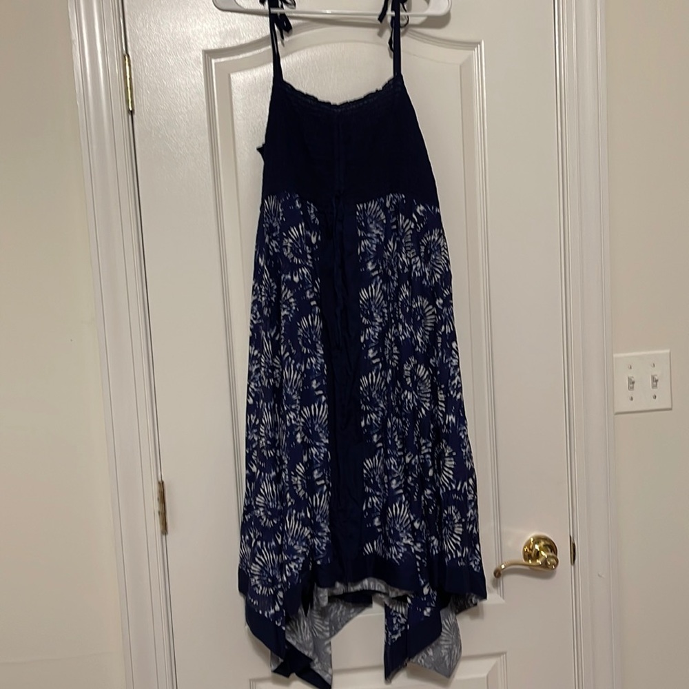 Ellos Handkerchief Medcalf dress.
